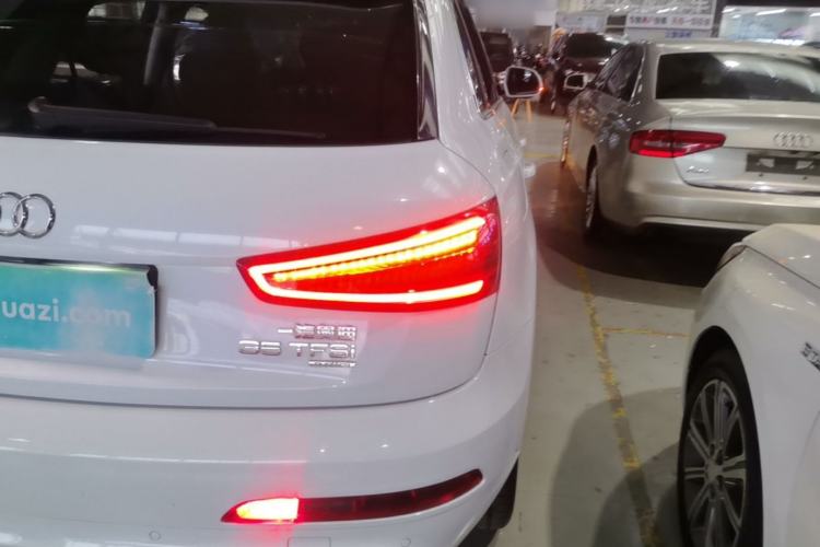 Used Audi Q3 2015 35 TFSI quattro Technology Edition Right Rear Taillight