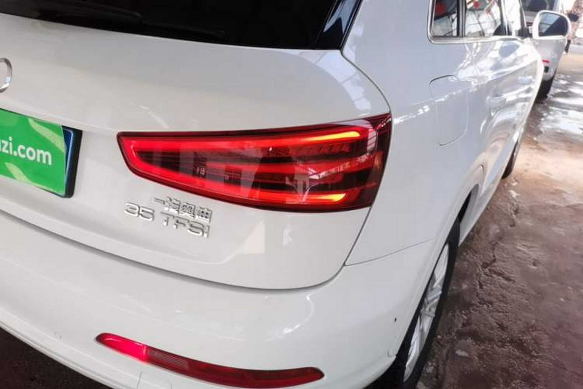Used Audi Q3 2015 35 TFSI Comfort Model Right Rear Taillight
