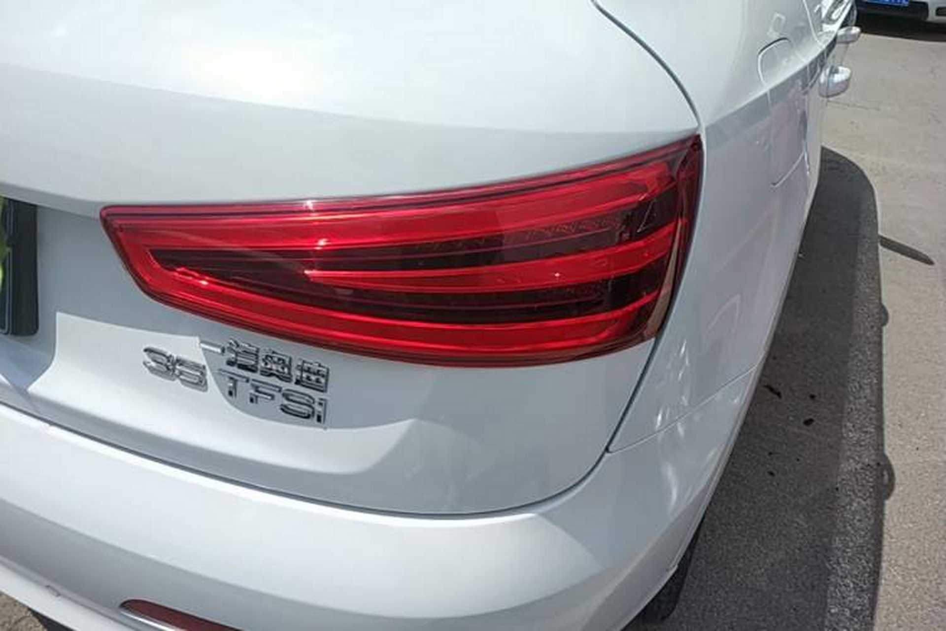 Used Audi Q3 2015 35 TFSI Comfort Model Right Rear Taillight