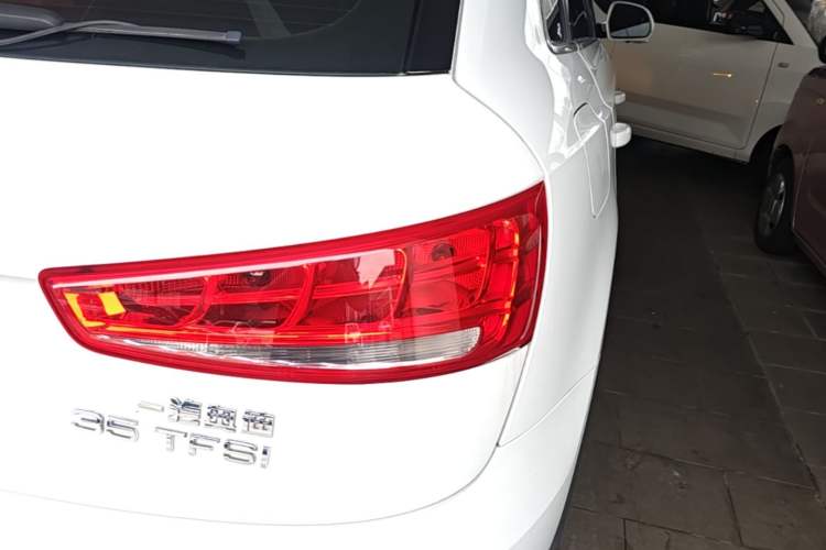 Used Audi Q3 2015 35 TFSI Millionth Anniversary Intelligent Edition Right Rear Taillight