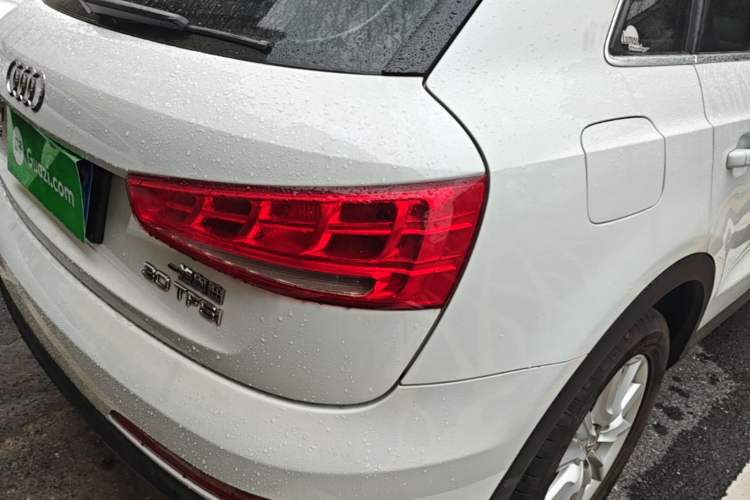 Used Audi Q3 2015 30 TFSI Ambition Edition Right Rear Taillight
