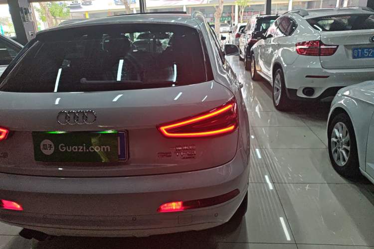 Used Audi Q3 2015 35 TFSI quattro Millionth Anniversary Edition Right Rear Taillight
