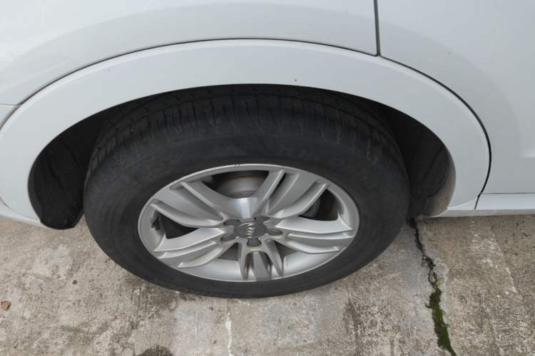 Used Audi Q3 2015 35 TFSI quattro Millionth Anniversary Edition Right Rear Wheel Hub