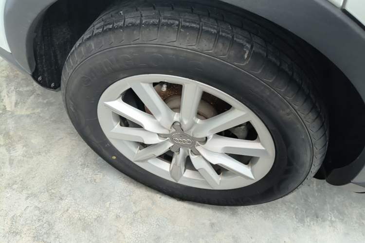 Used Audi Q3 2015 35 TFSI Millionth Anniversary Intelligent Edition Right Rear Wheel Hub