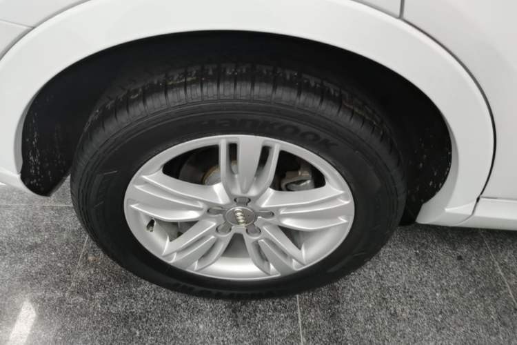 Used Audi Q3 2015 35 TFSI Ambition Edition Right Rear Wheel Hub