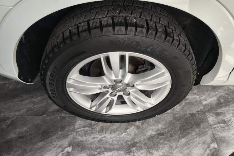 Used Audi Q3 2015 35 TFSI quattro Millionth Anniversary Edition Right Rear Wheel Hub