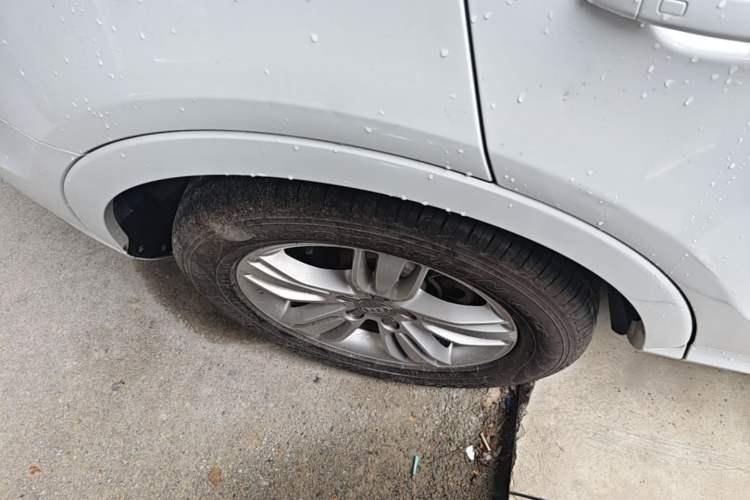 Used Audi Q3 2015 35 TFSI Millionth Anniversary Comfort Model Right Rear Wheel Hub