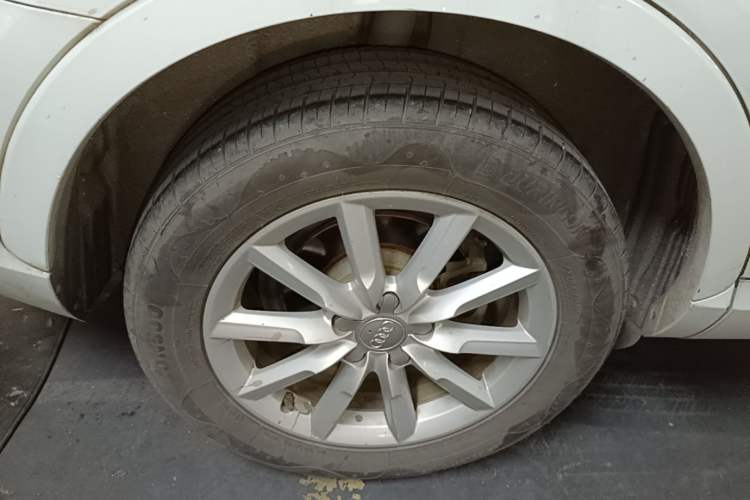 Used Audi Q3 2015 35 TFSI Ambition Edition Right Rear Wheel Hub