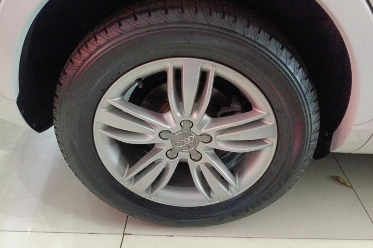 Used Audi Q3 2015 35 TFSI quattro Technology Edition Right Rear Wheel Hub