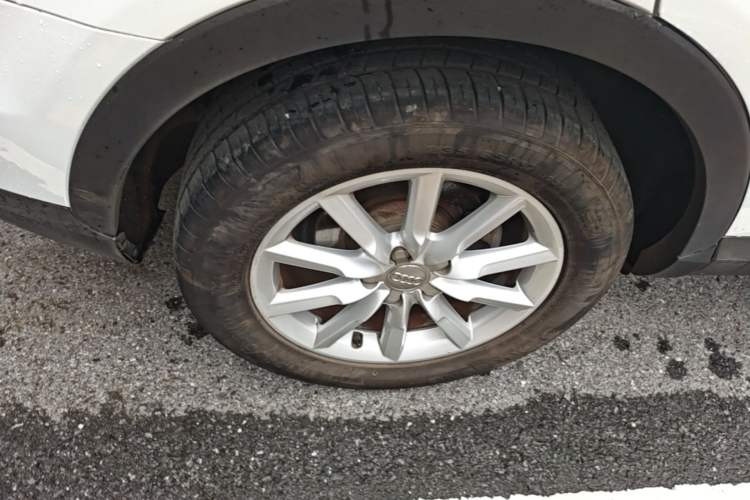 Used Audi Q3 2015 30 TFSI Ambition Edition Right Rear Wheel Hub