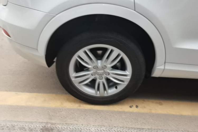 Used Audi Q3 2015 35 TFSI quattro Technology Edition Right Rear Wheel Hub