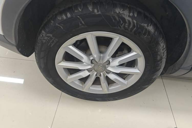 Used Audi Q3 2015 30 TFSI Ambition Edition Right Rear Wheel Hub