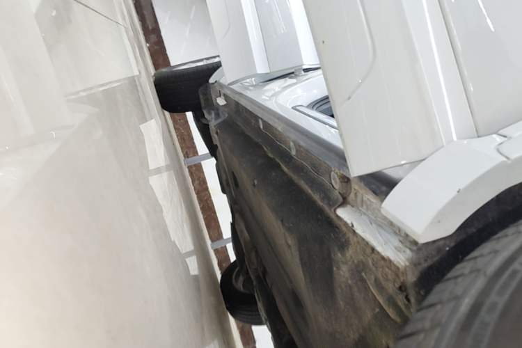 Used Audi Q3 2015 35 TFSI Comfort Model Right Side Sill