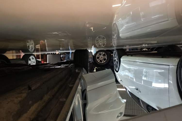 Used Audi Q3 2015 35 TFSI quattro Technology Edition Right Side Sill