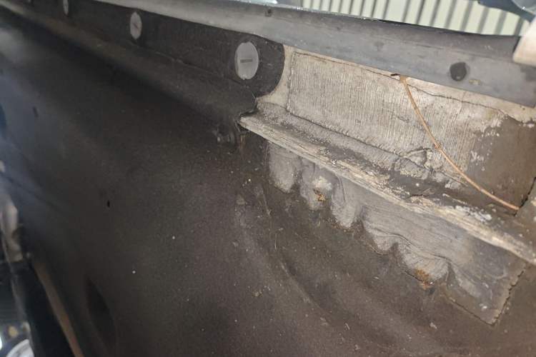 Used Audi Q3 2015 30 TFSI Comfort Model Right Side Sill