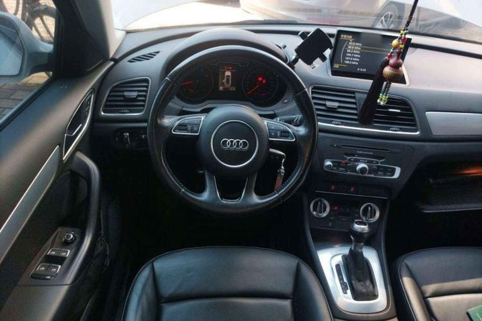 Used Audi Q3 2015 30 TFSI Comfort Model Steering Wheel
