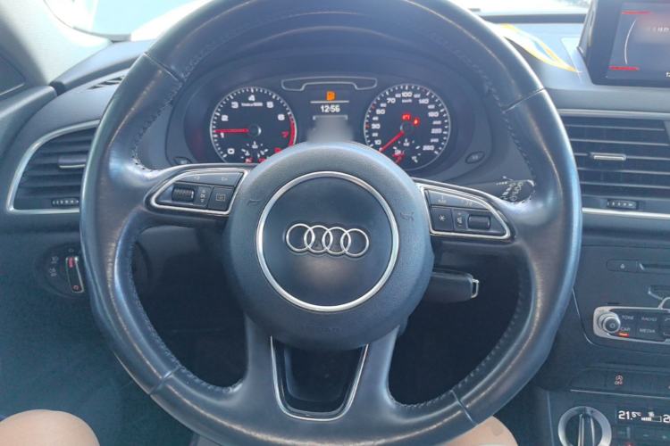 Used Audi Q3 2015 35 TFSI Millionth Anniversary Comfort Model Steering Wheel