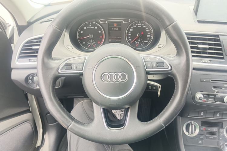 Used Audi Q3 2015 30 TFSI Comfort Model Steering Wheel