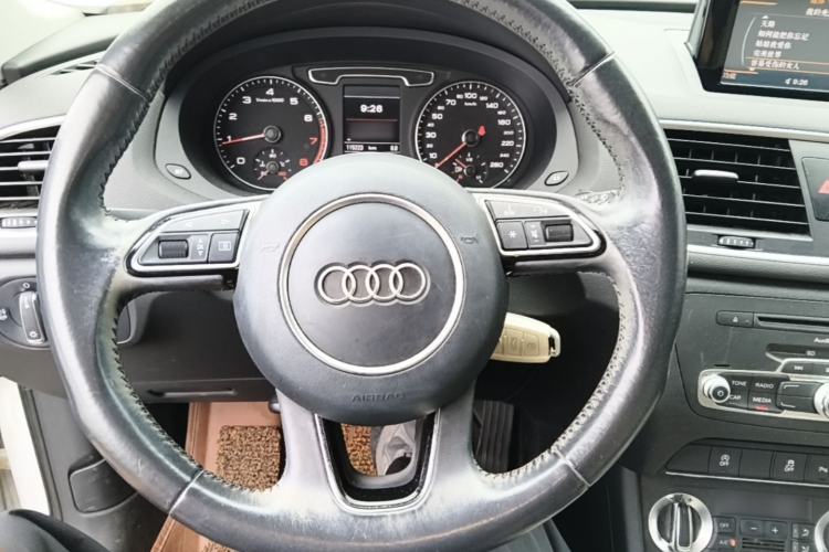 Used Audi Q3 2015 35 TFSI quattro Technology Edition Steering Wheel