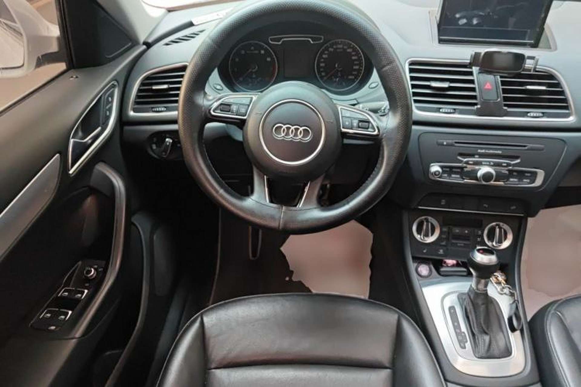 Used Audi Q3 2015 35 TFSI quattro Millionth Anniversary Edition Steering Wheel