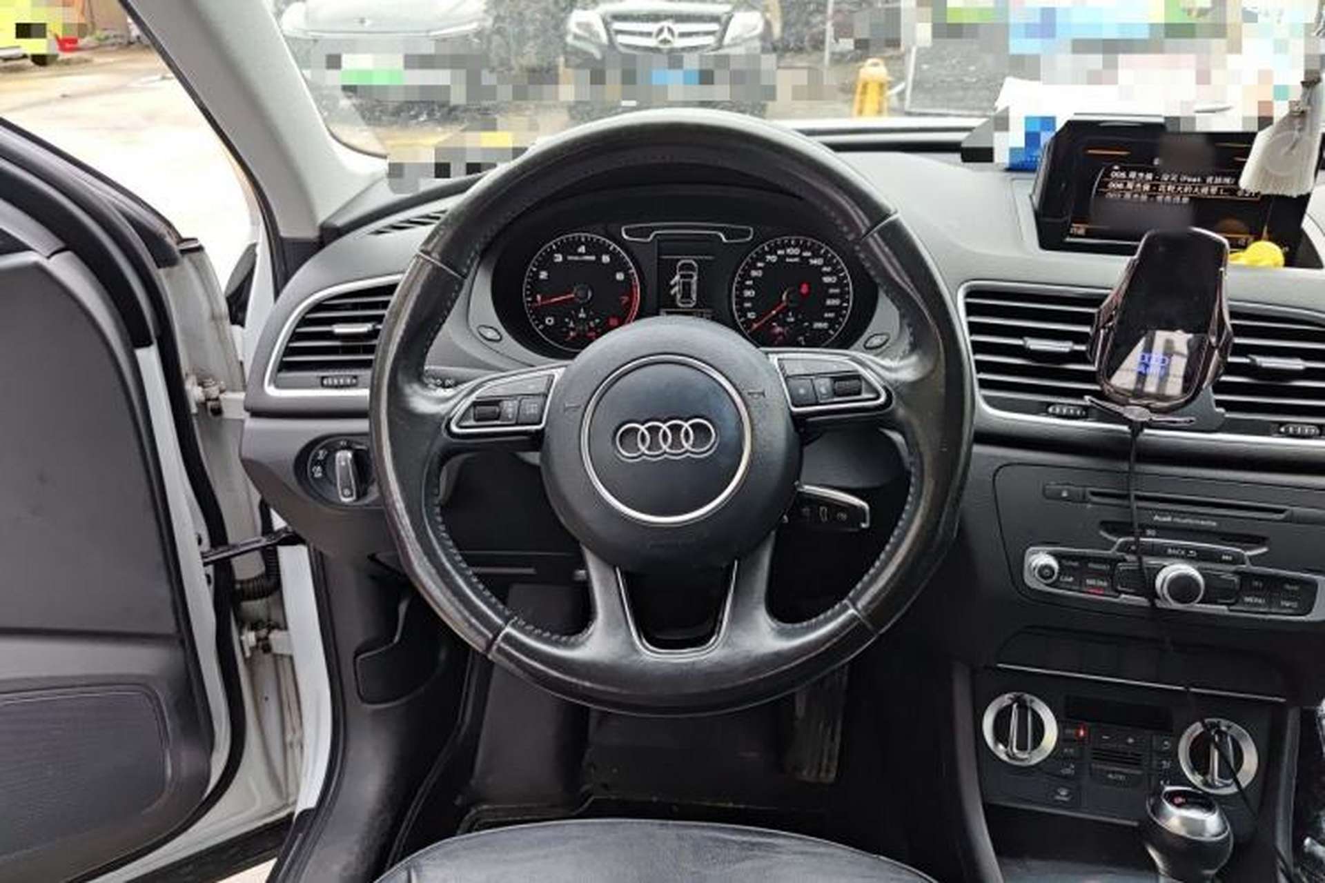 Used Audi Q3 2015 30 TFSI Comfort Model Steering Wheel