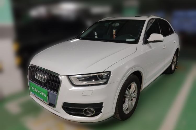 Used Audi Q3 2015 30 TFSI Comfort Model Guazi used car, China used car export, Used car for sale, Used Audi cars, Cheapest cars for sale