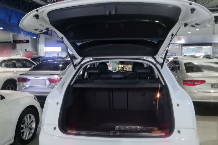 Used Audi Q3 2015 35 TFSI quattro Technology Edition Trunk