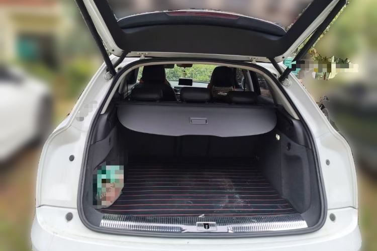 Used Audi Q3 2015 35 TFSI Comfort Model Trunk