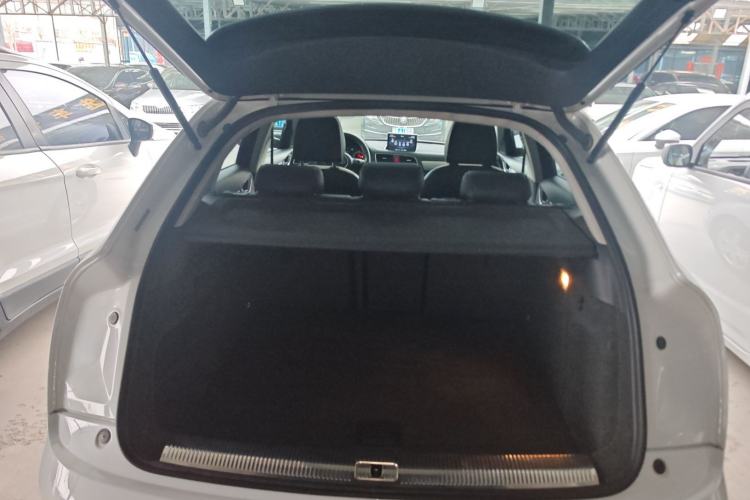 Used Audi Q3 2015 35 TFSI quattro Technology Edition Trunk