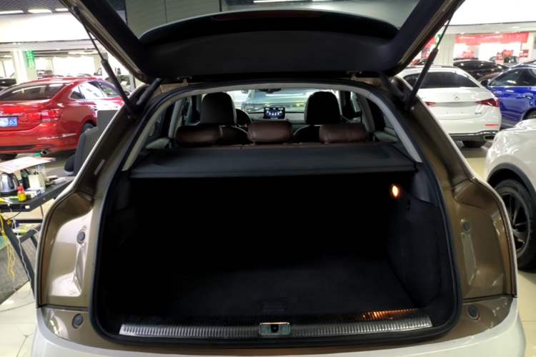 Used Audi Q3 2015 35 TFSI quattro Technology Edition Trunk