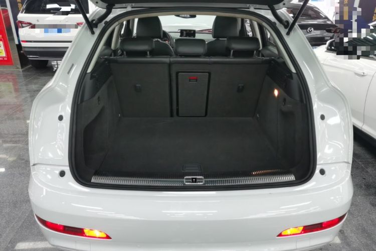Used Audi Q3 2015 35 TFSI Ambition Edition Trunk