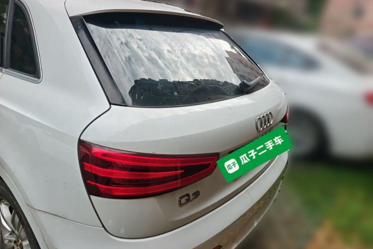 Used Audi Q3 2015 35 TFSI quattro Technology Edition Trunk