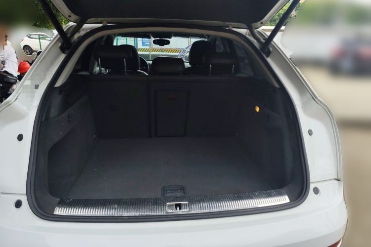 Used Audi Q3 2015 35 TFSI Comfort Model Trunk