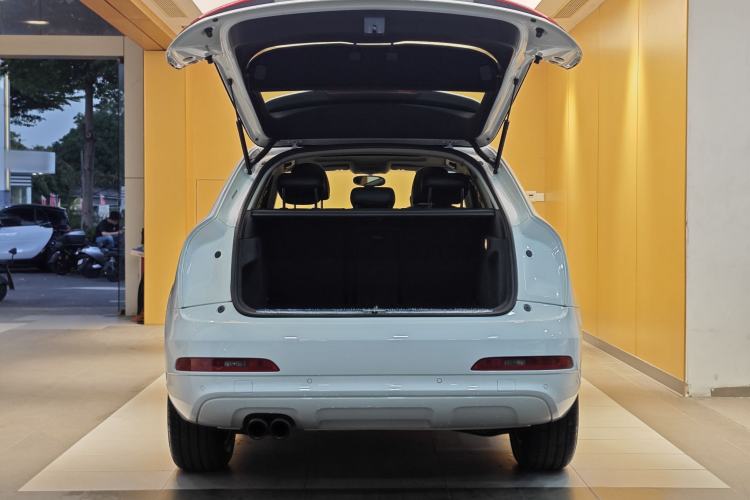 Used Audi Q3 2015 35 TFSI Millionth Anniversary Comfort Model Trunk