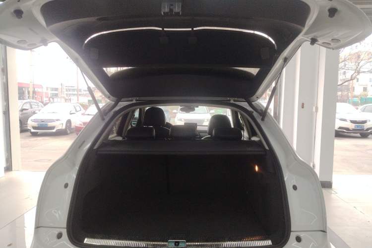 Used Audi Q3 2015 35 TFSI Ambition Edition Trunk