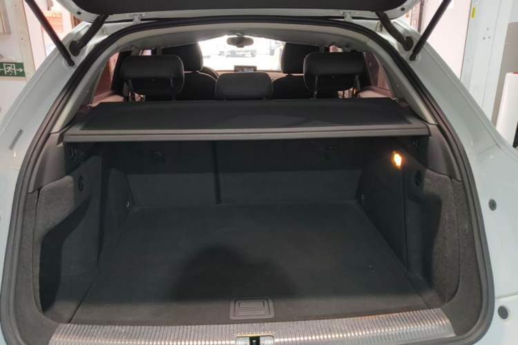 Used Audi Q3 2015 35 TFSI Ambition Edition Trunk