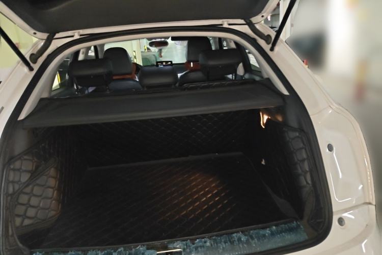 Used Audi Q3 2015 30 TFSI Comfort Model Trunk