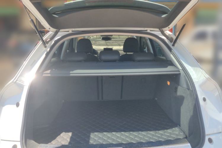 Used Audi Q3 2015 35 TFSI Comfort Model Trunk