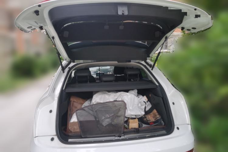 Used Audi Q3 2015 30 TFSI Comfort Model Trunk