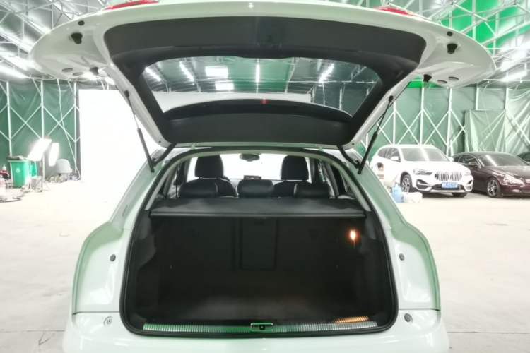 Used Audi Q3 2015 35 TFSI quattro Technology Edition Trunk