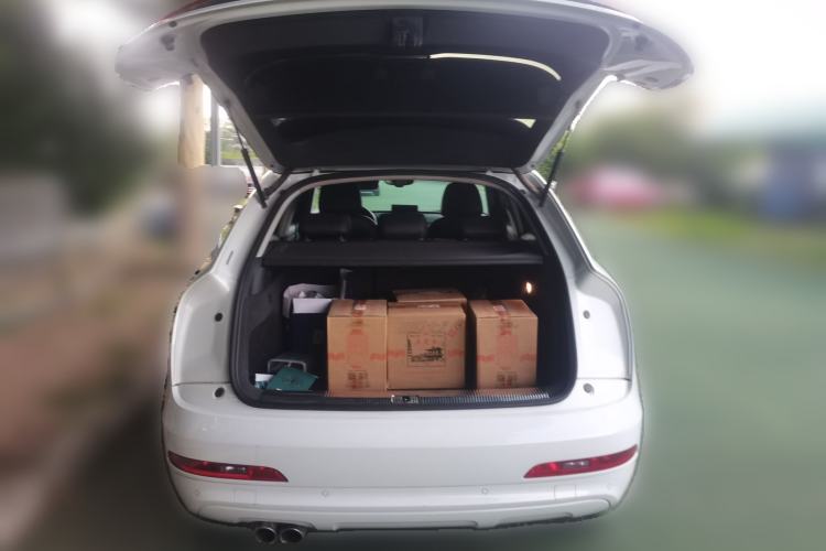 Used Audi Q3 2015 30 TFSI Comfort Model Trunk