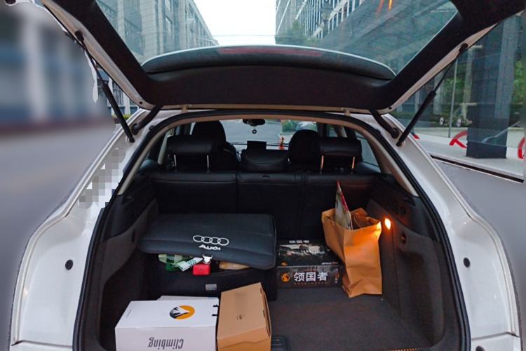Used Audi Q3 2015 30 TFSI Comfort Model Trunk