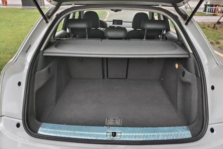 Used Audi Q3 2015 35 TFSI quattro Technology Edition Trunk