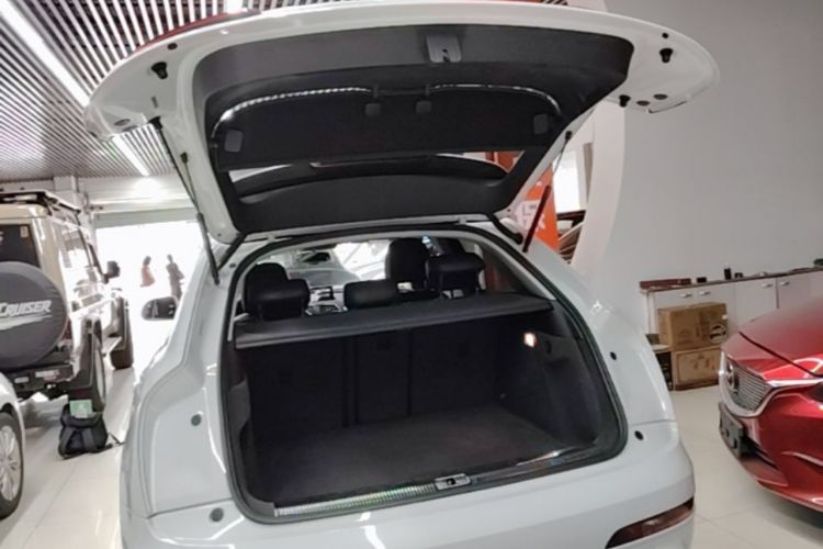 Used Audi Q3 2015 35 TFSI Comfort Model Trunk
