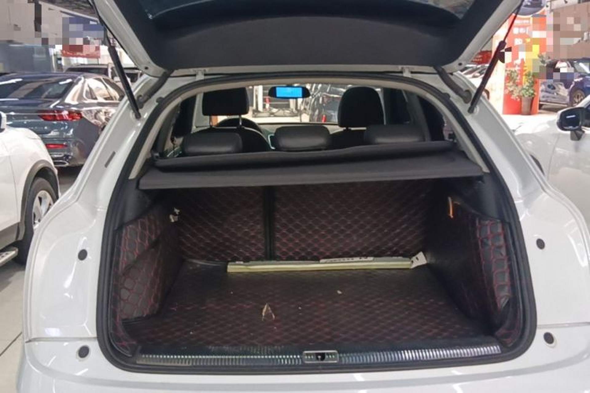Used Audi Q3 2015 35 TFSI quattro Millionth Anniversary Edition Trunk