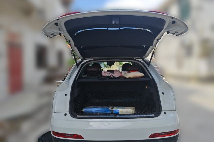 Used Audi Q3 2015 30 TFSI Ambition Edition Trunk