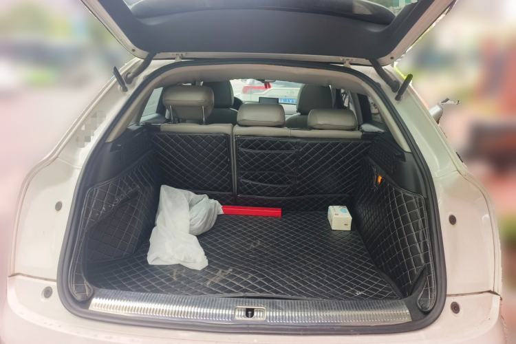 Used Audi Q3 2015 30 TFSI Ambition Edition Trunk