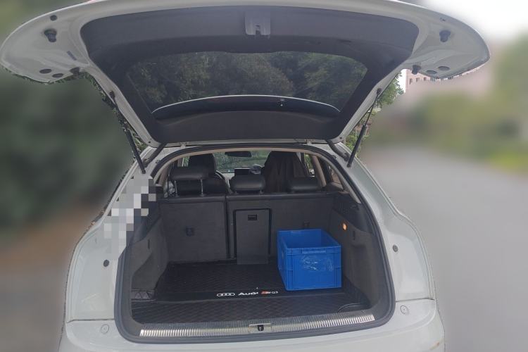 Used Audi Q3 2015 35 TFSI Comfort Model Trunk