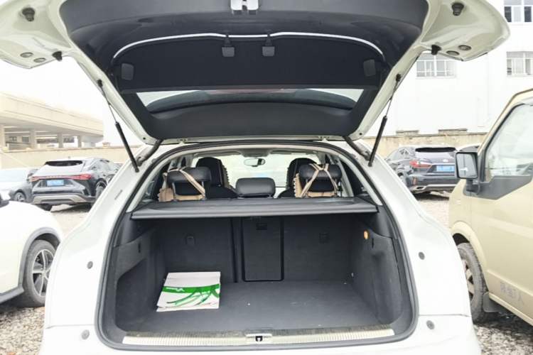 Used Audi Q3 2015 35 TFSI quattro Technology Edition Trunk