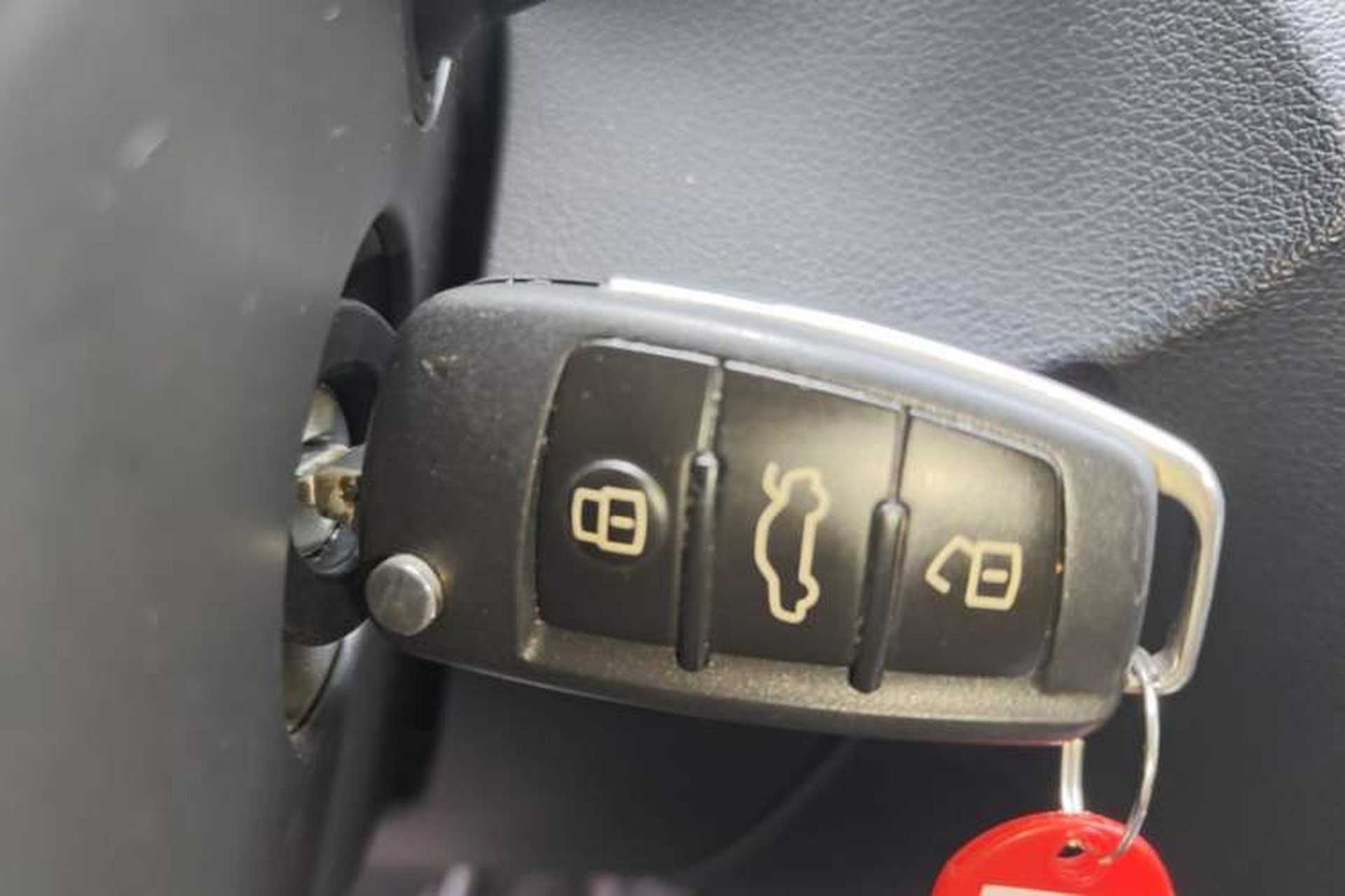 Used Audi Q3 2015 35 TFSI quattro Millionth Anniversary Edition Vehicle Key